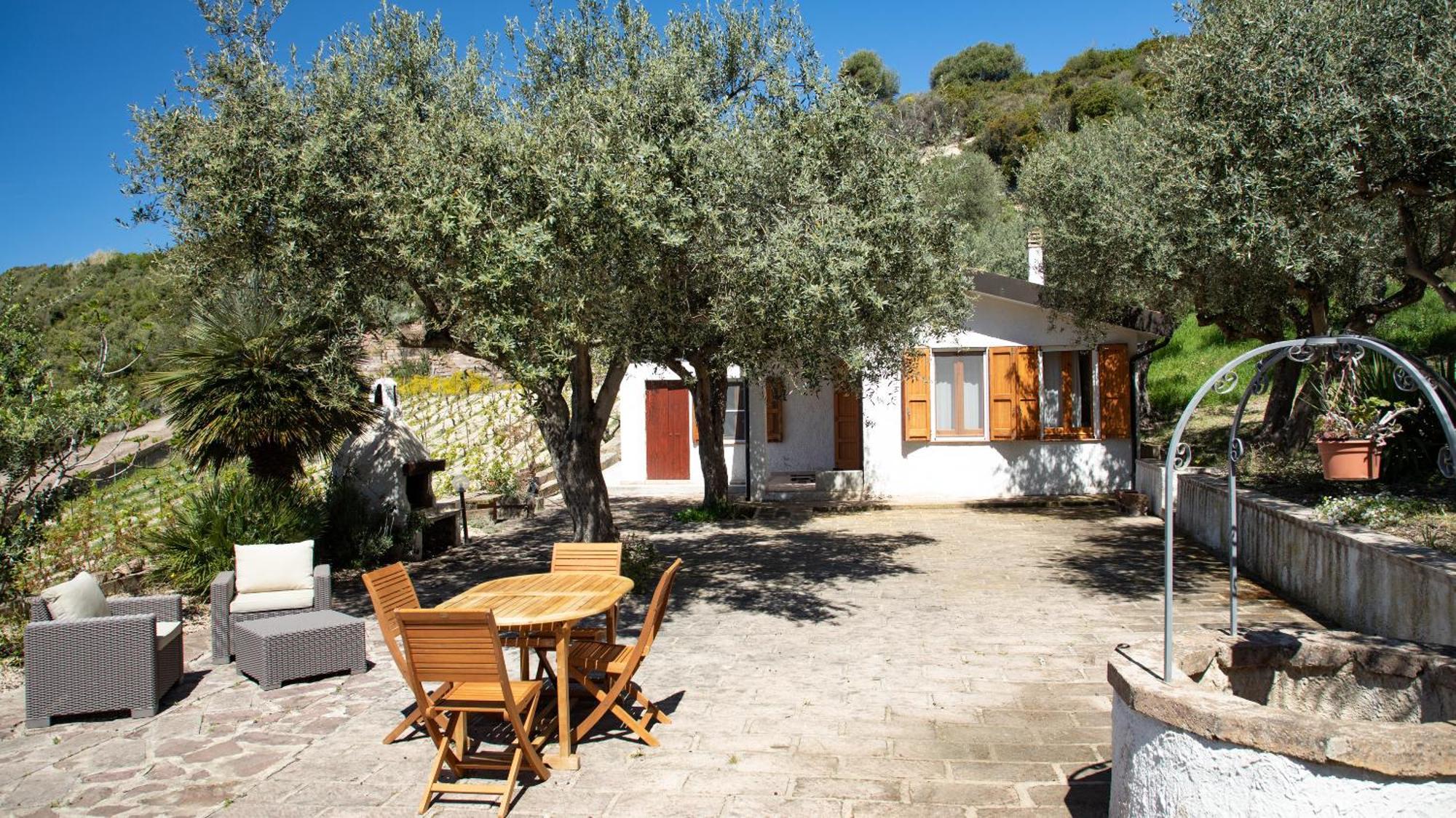 Welcomely - Badde Nuraghe Dimora Vista Mare Con Parcheggio Privato Magomadas Exterior foto